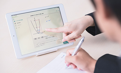 個別指導とAIのハイブリッド学習